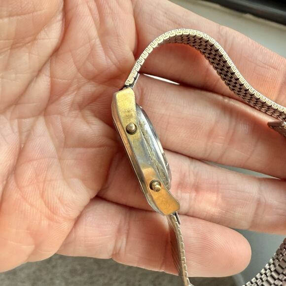 Vintage Texas Instruments Chronograph Alarm Watch Gold Tone Stainless Steel - Picture 5 of 8